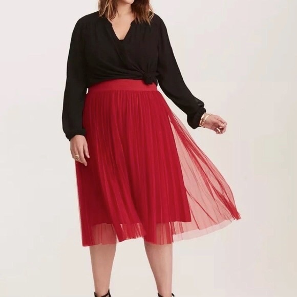 torrid Dresses & Skirts - Torrid size 1 tulle mesh midi skirt